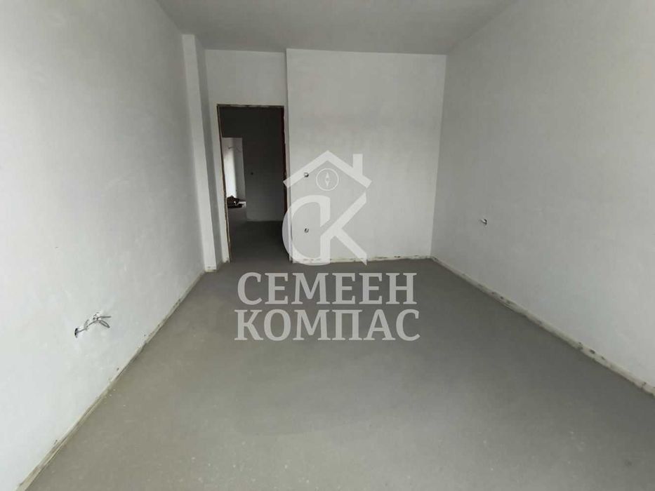 Продава се Тристаен апартамент в Пловдив, Остромила - 110 кв.м за 668 €/кв.м - Снимка #4