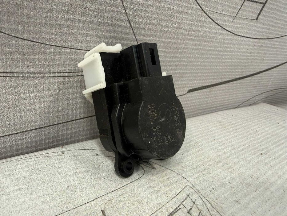 Supapă control Ford Fiesta COD: 1S7H-19E616-BC 2013 / [2013-2017] / (5B2)
