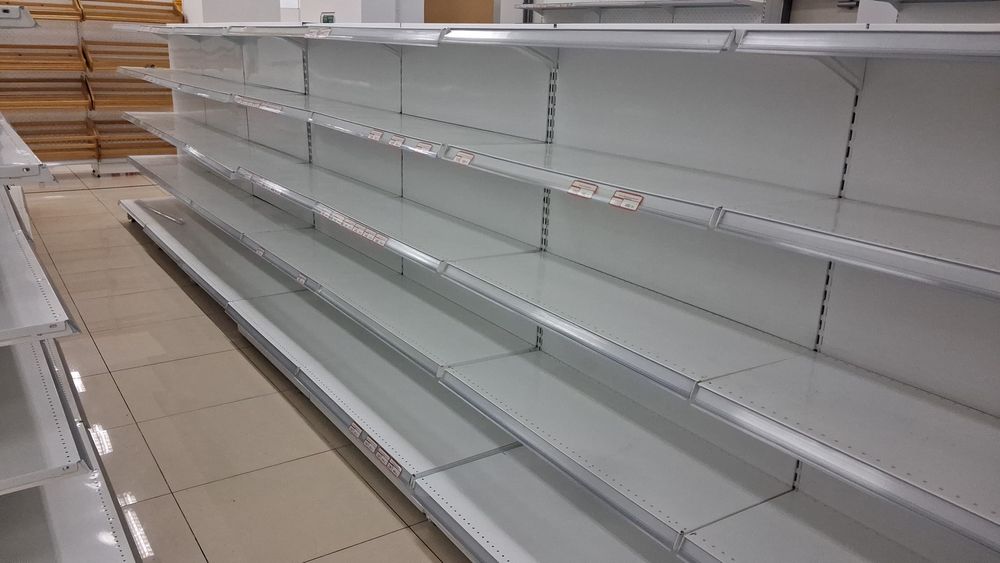 Стеллажи,полки для магазина