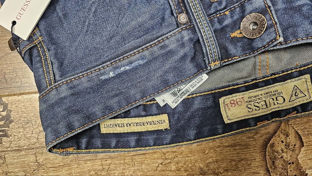 Blugi Guess barbati