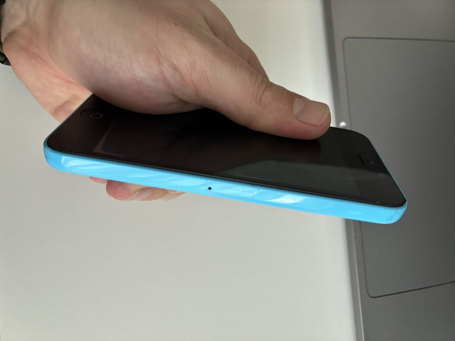 iPhone 5c Blue като нов