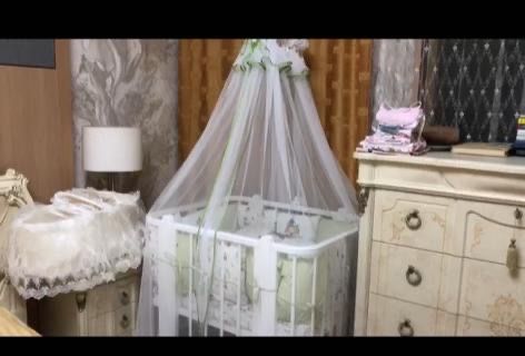 Детская кроватка