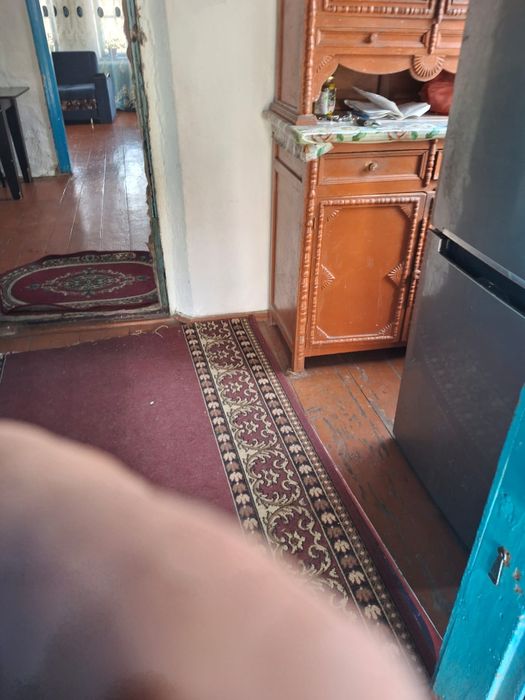 үй сатылады тезарада