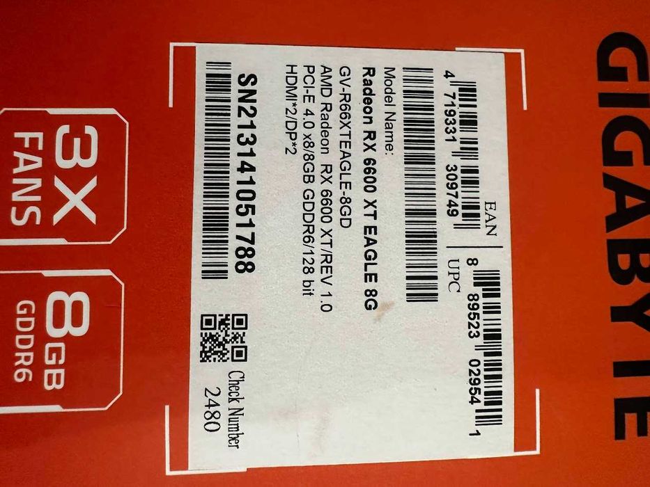 Radeon RX 6600 XT EAGLE 8G.