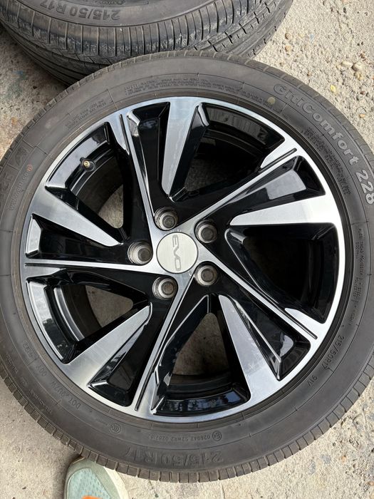 Джанти с гуми за EVO 5 17”