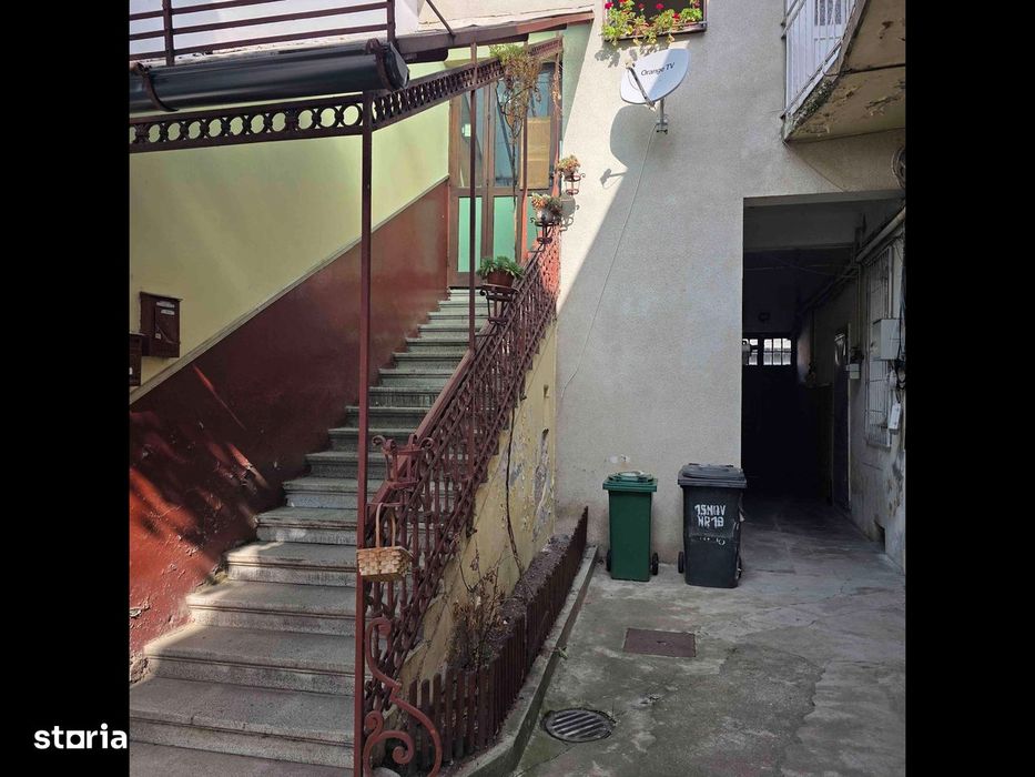 Apartament 2 camere, beci si garaj centru istoric Brasov