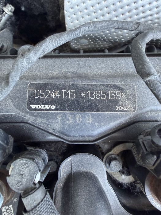 Двигател Volvo 2.4 D5 215 к.с. D5244T15 на 185 000 км – Перфектен