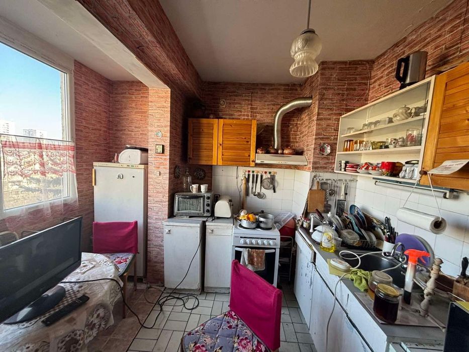 Продава се Двустаен апартамент в София, Борово - 60 кв.м за 1530 €/кв.м - Снимка #1