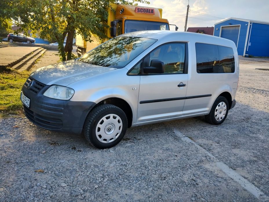 VOLKSWAGEN Caddy