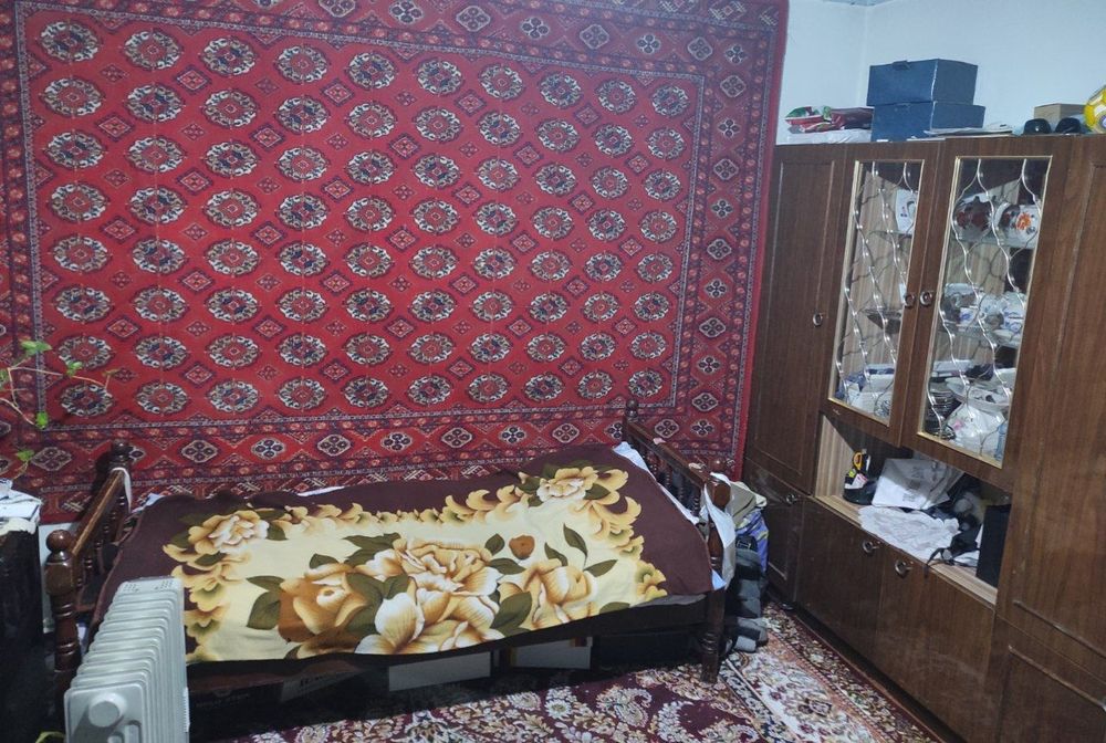 Продаётся участок 4.5 соток в центре города!