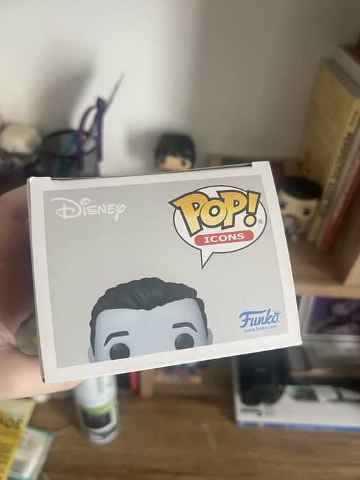 FunkoPop Walt Disney With Drawing