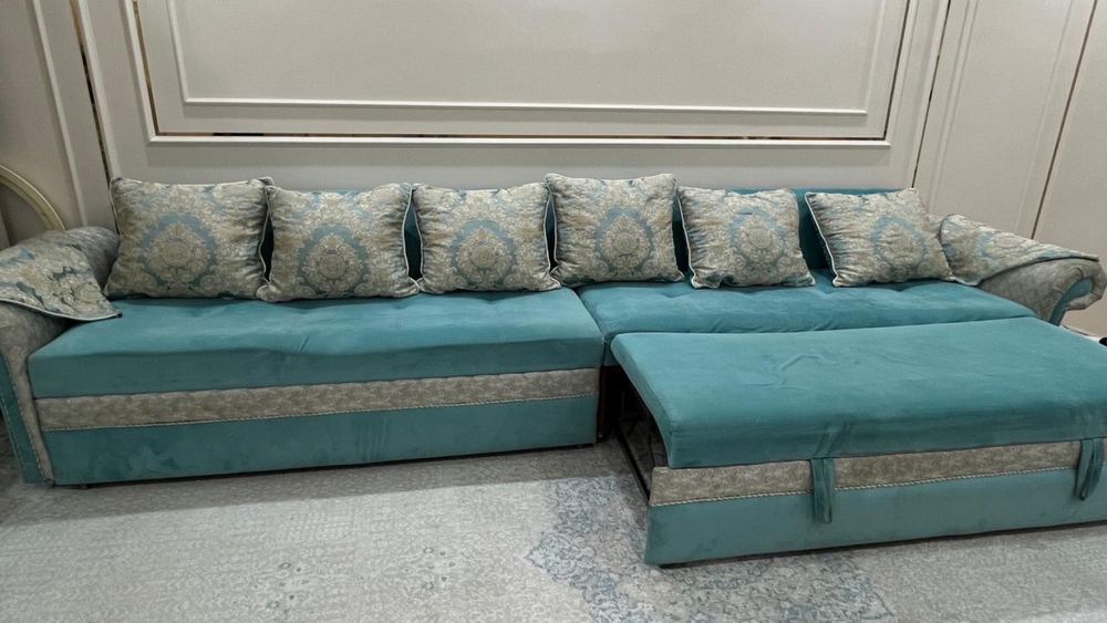 Диван для гостиной