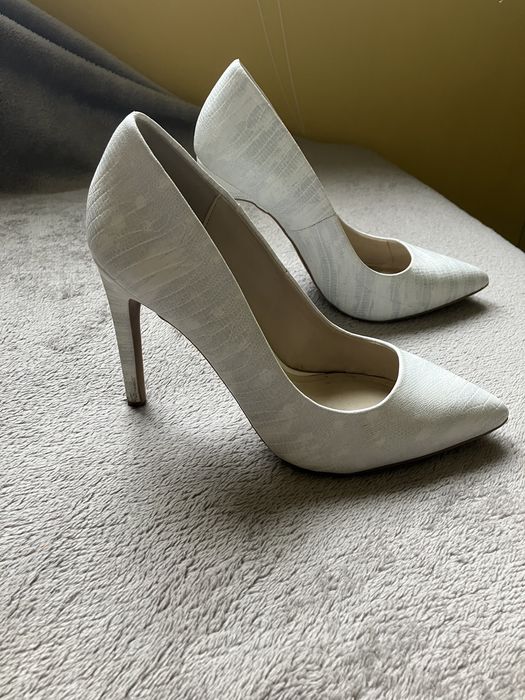 Дамски обувки на токчета 40 номер