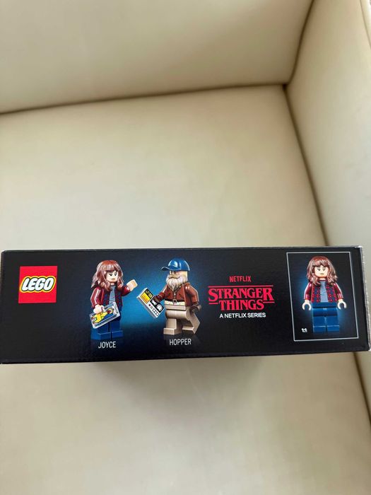 Lego 40891 Stranger Things: WSQK Radio Station Limited Retired