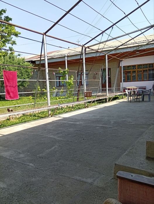 11 sotix hovli sotiladi