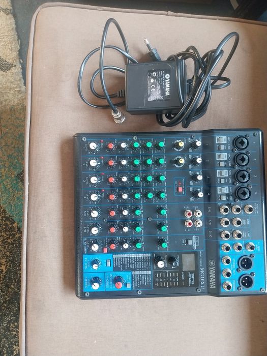 Vand mixer yamaha MG 10XU