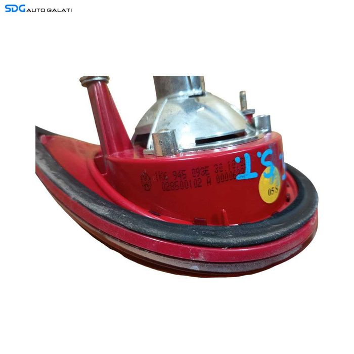 Stop Lampa Tripla Stanga de pe Haion Hayon Portbagaj Volkswagen Golf 5 Hatchback Scurt 2004 - 2008 Cod 1K6945093E [LS0404]
