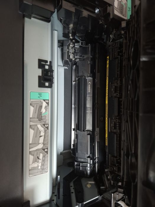 Принтер Canon MF3010