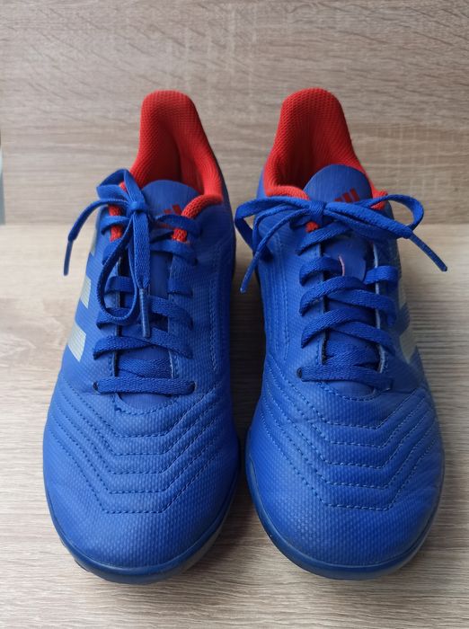 Adidasi fotbal Adidas Predator, marimea 38