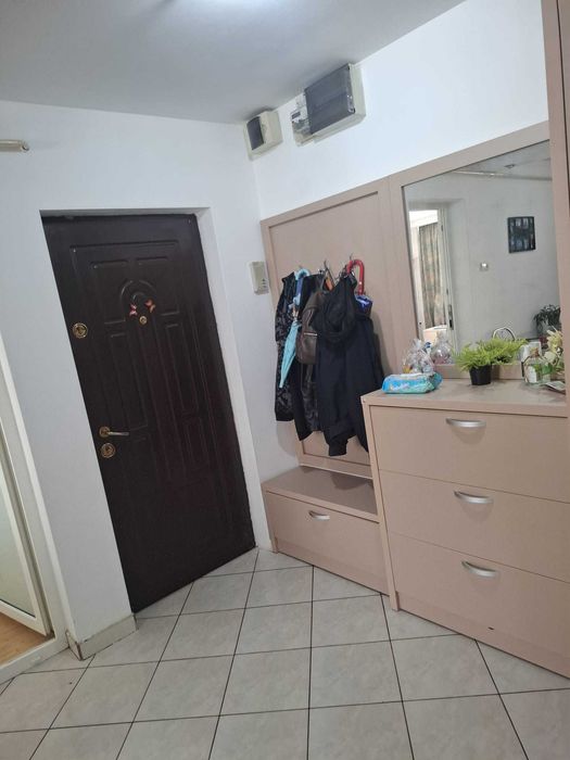 Apartament de vanzare pe strada Independenței