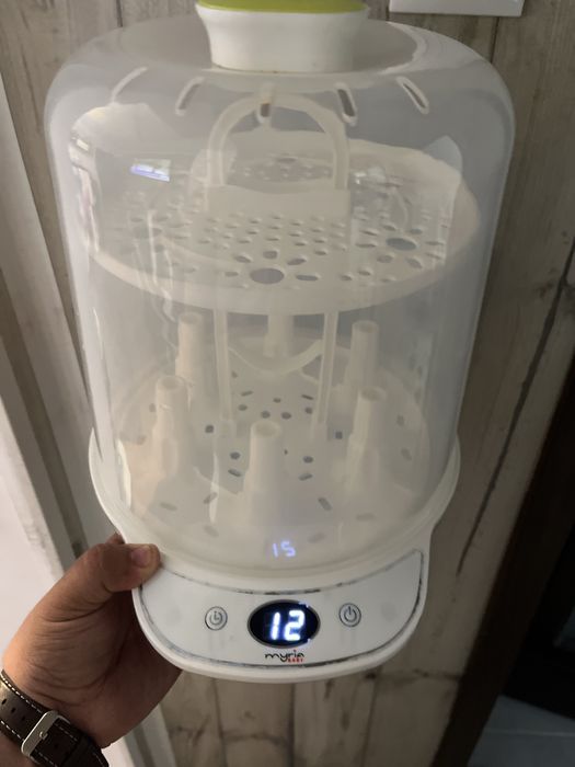 Sterilizator biberoane Suzete Myria
