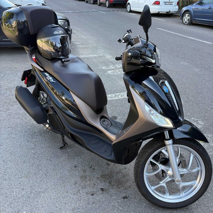 Piaggio Medley 150