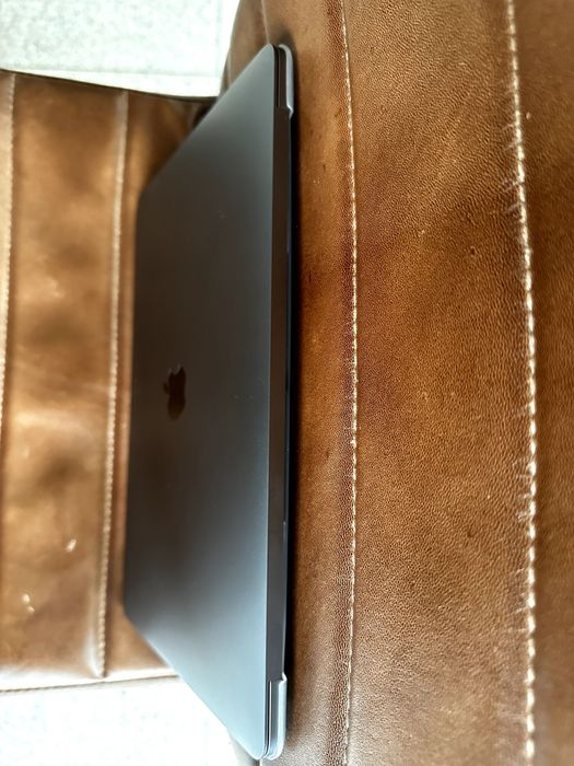 MacBook Pro 2020 Touchbar mxk52ze/a 13.3" RetinaUSB-C 8GB DDR4 512GB