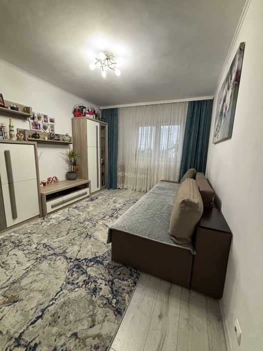 Vand apartament  Cart Stefan cel Mare  Sacele  Brasov