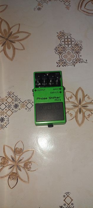 Gitara va ovoz ucun primochkalar-BOSS