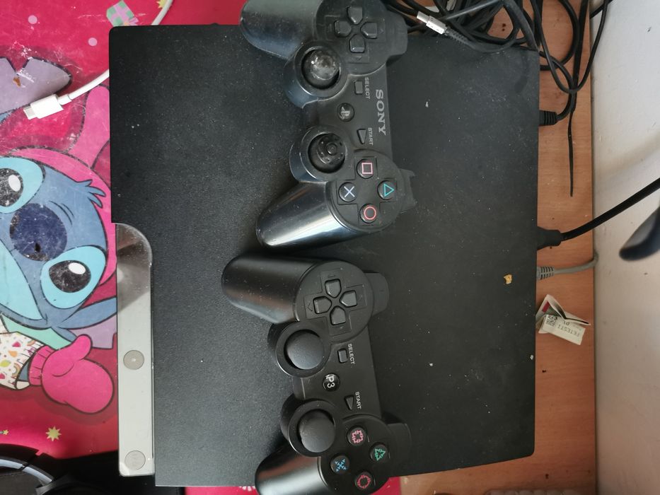 PS3 2 controlăre și 10 jocuri