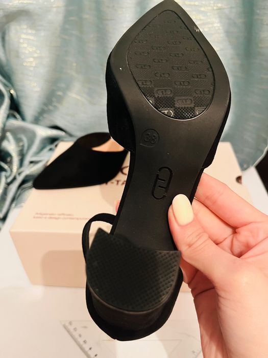 Продаю новый басаножки