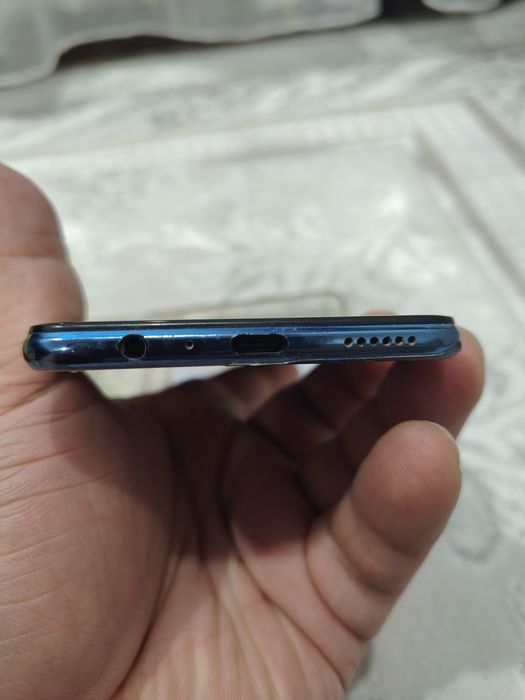 VIVO V21E смартфон