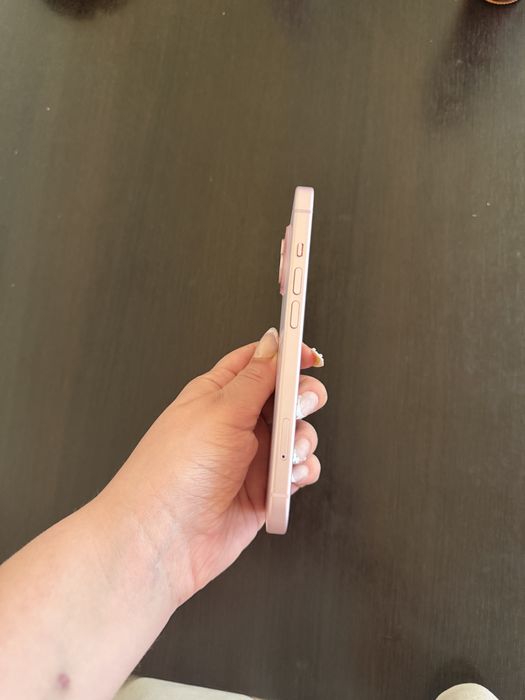 iPhone 15 розов/128gb