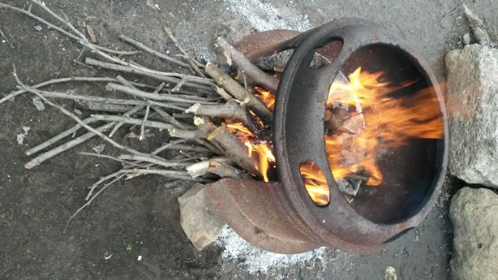 Pirostrie pentru ceaun gatit rustic