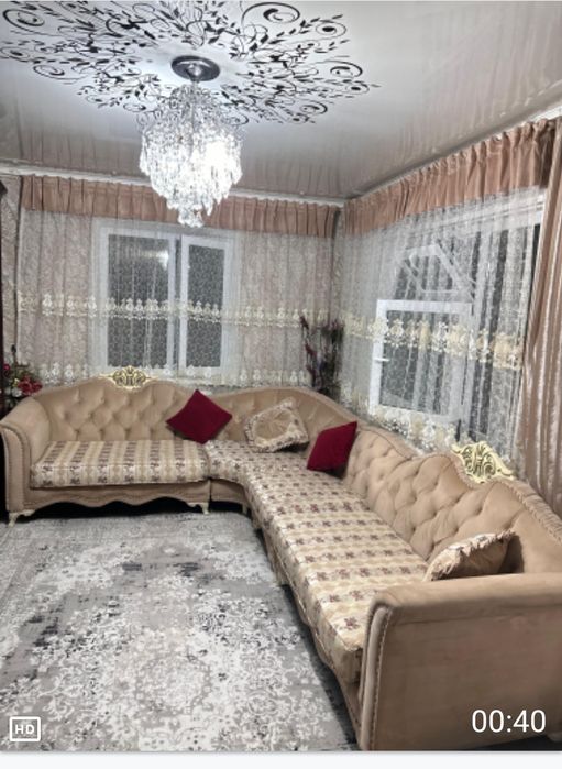 Диван в отличном состоянии