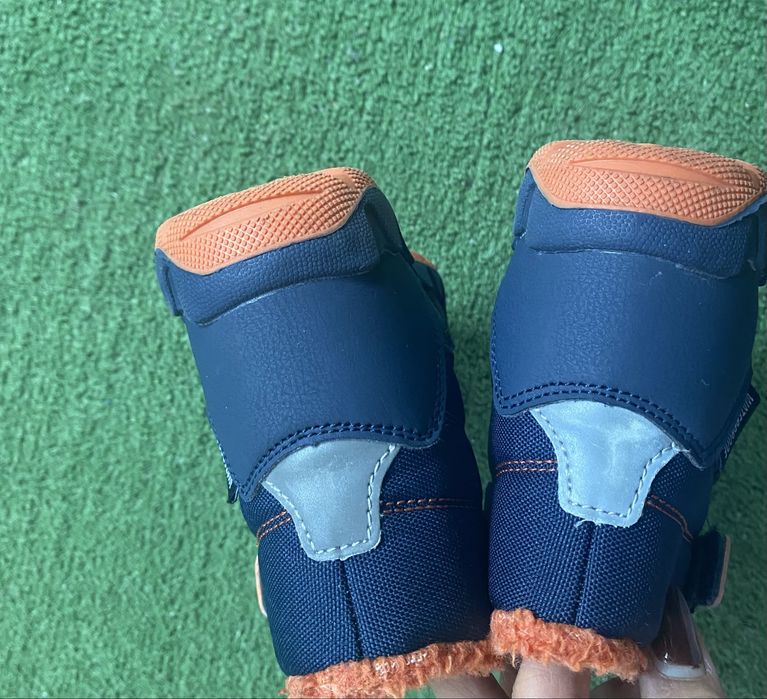 Продавам детски апрески 24 номер