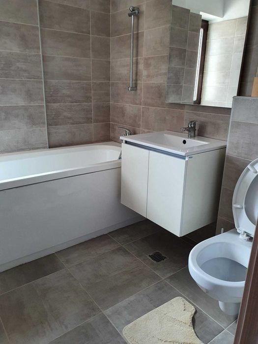 Inchiriez apartament 3 camere/Voluntari/ Matei Millo/ loc parcare + boxa