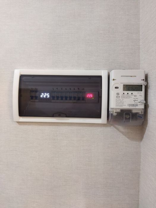 Электрик. Услуги электрика. Зарядка, стабилизатор, щит и т.д.