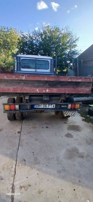 Vand iveco basculabil acte valabil fiscal pe loc masina functioneaza perfect preti euro negociabil