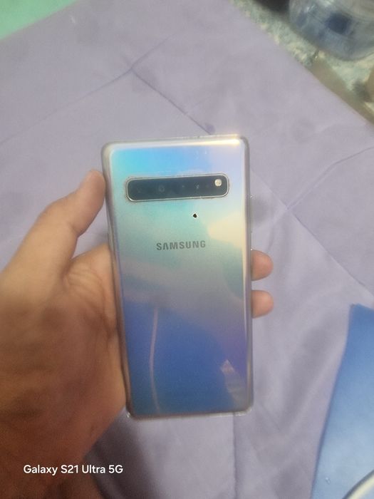 Самсунг С10 Samsung S10