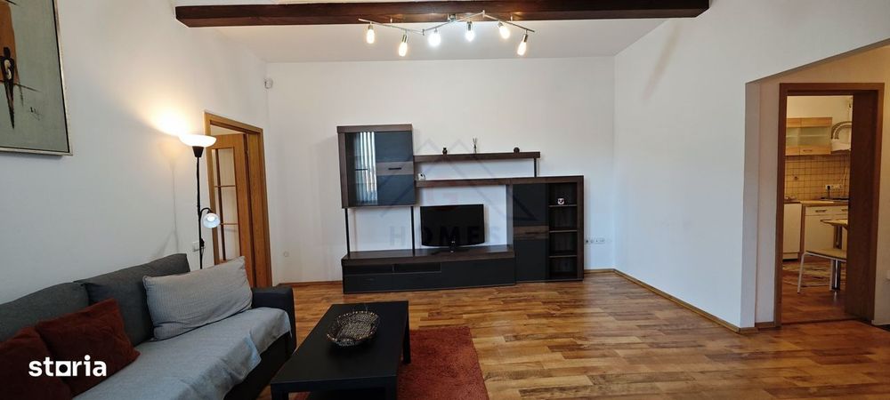 Apartament la casa,  aproape de 700!