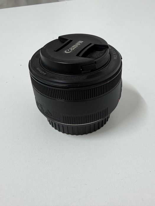 Canon EF 50mm 1.8
