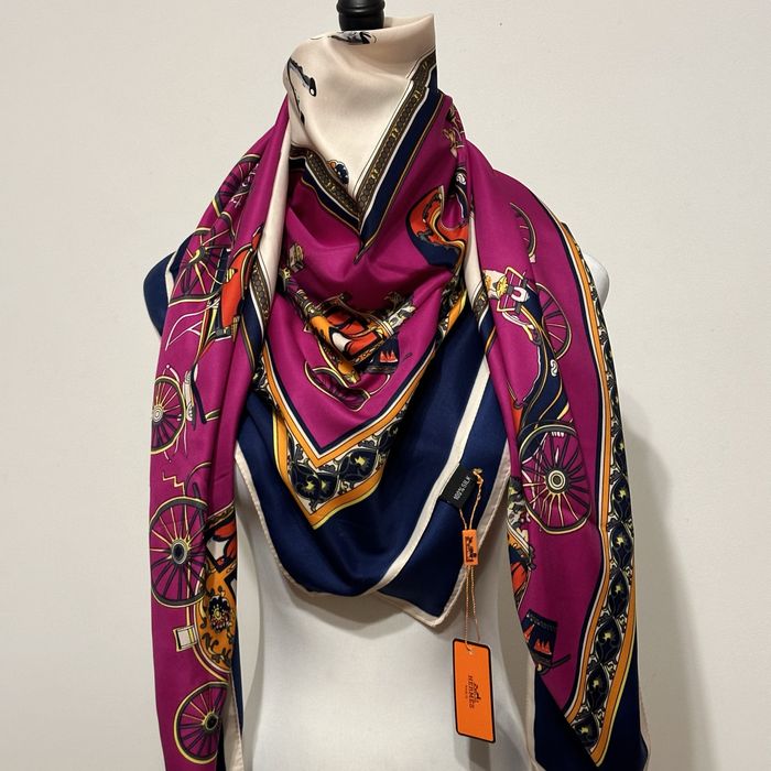 HERMÈS шелковый платок 100% шелк