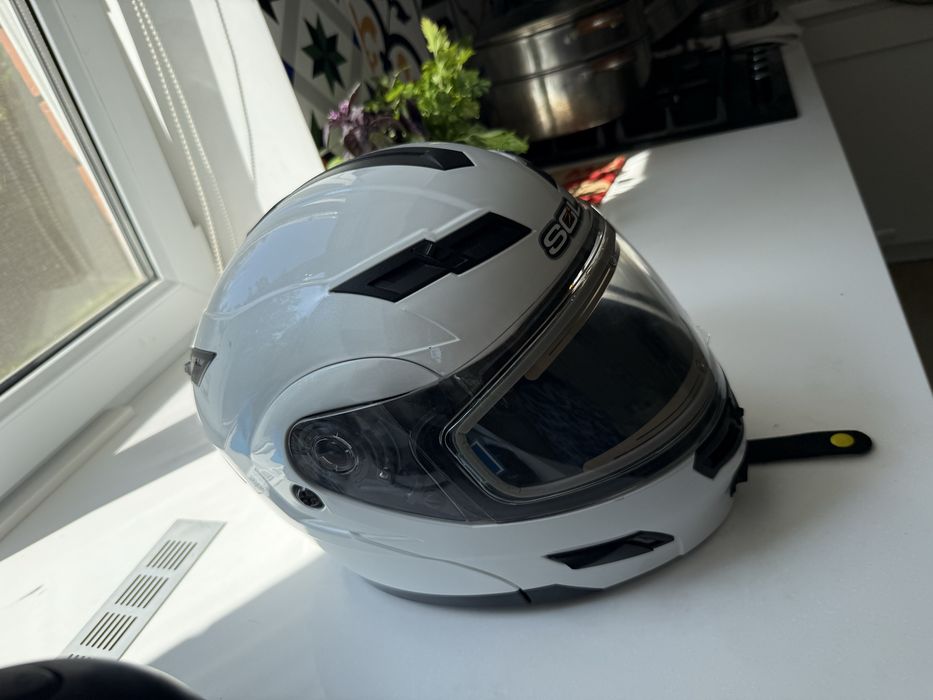 Мотошлем для снегохода