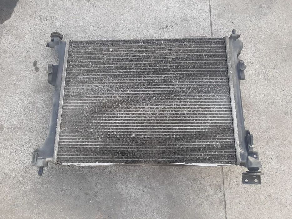 radiator apa   hyundai i20 1.2b