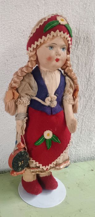 Papusa traditionala veche
