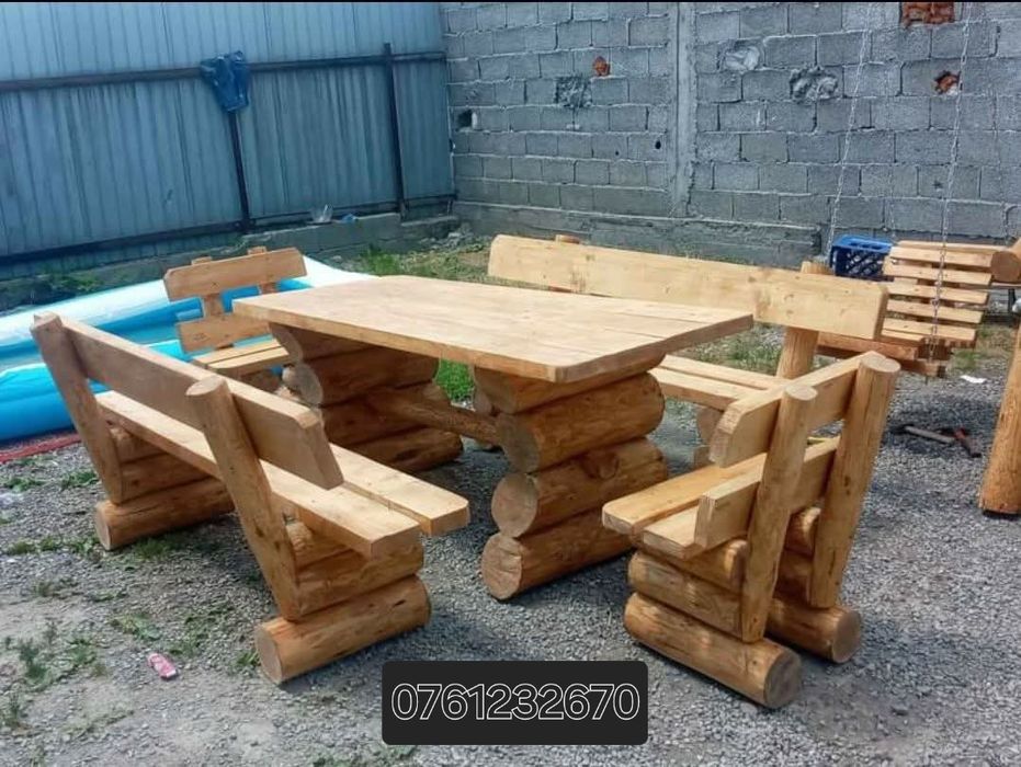 Leagane, mese, foișoare, mobilier