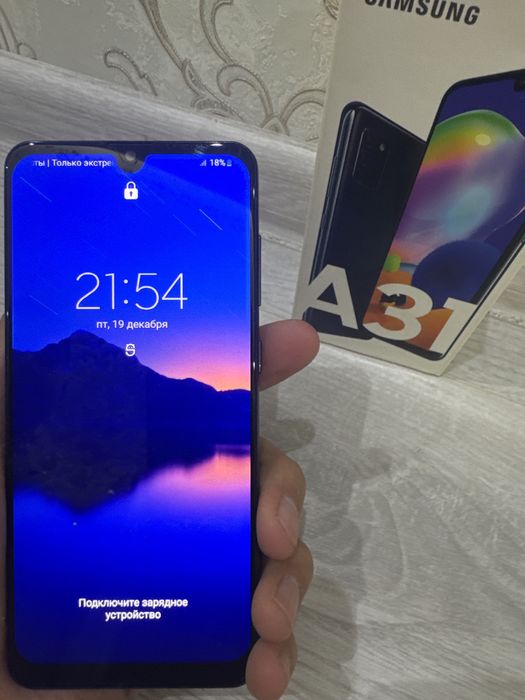 Срочно продаётся самсунг А31