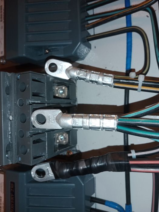 Электрик электрик