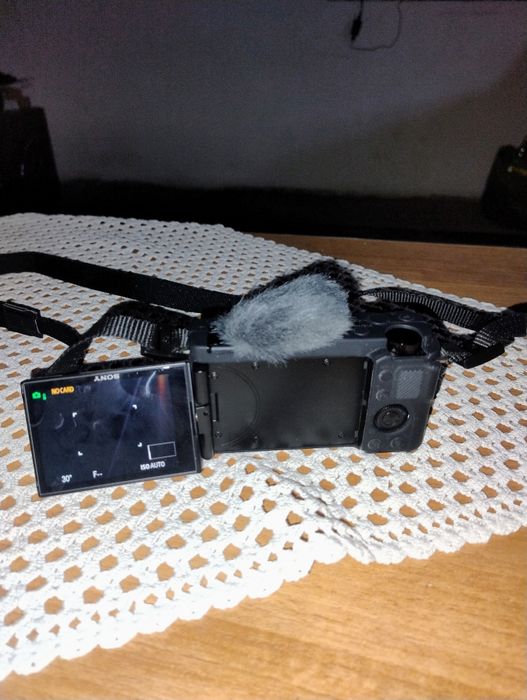 Sony Zv-E10 cu sau fara obiectiv